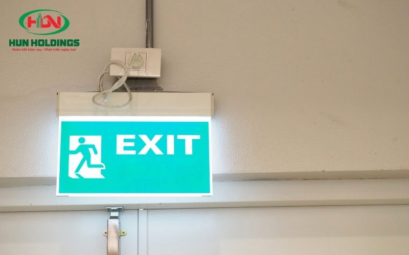 Bảng giá Đèn Exit thoát hiểm chính hãng mới nhất